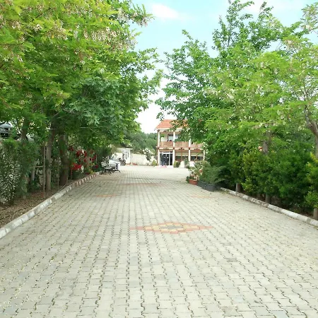 Kestanbol Kaplicalari 호텔 *